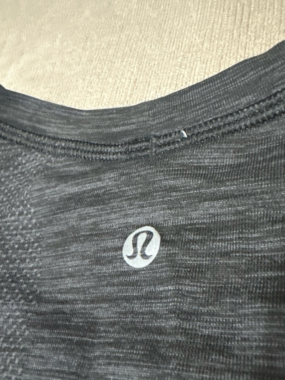 lululemon athletica Men’s Black Crewneck Seamless Knit Sweater #Lululemon